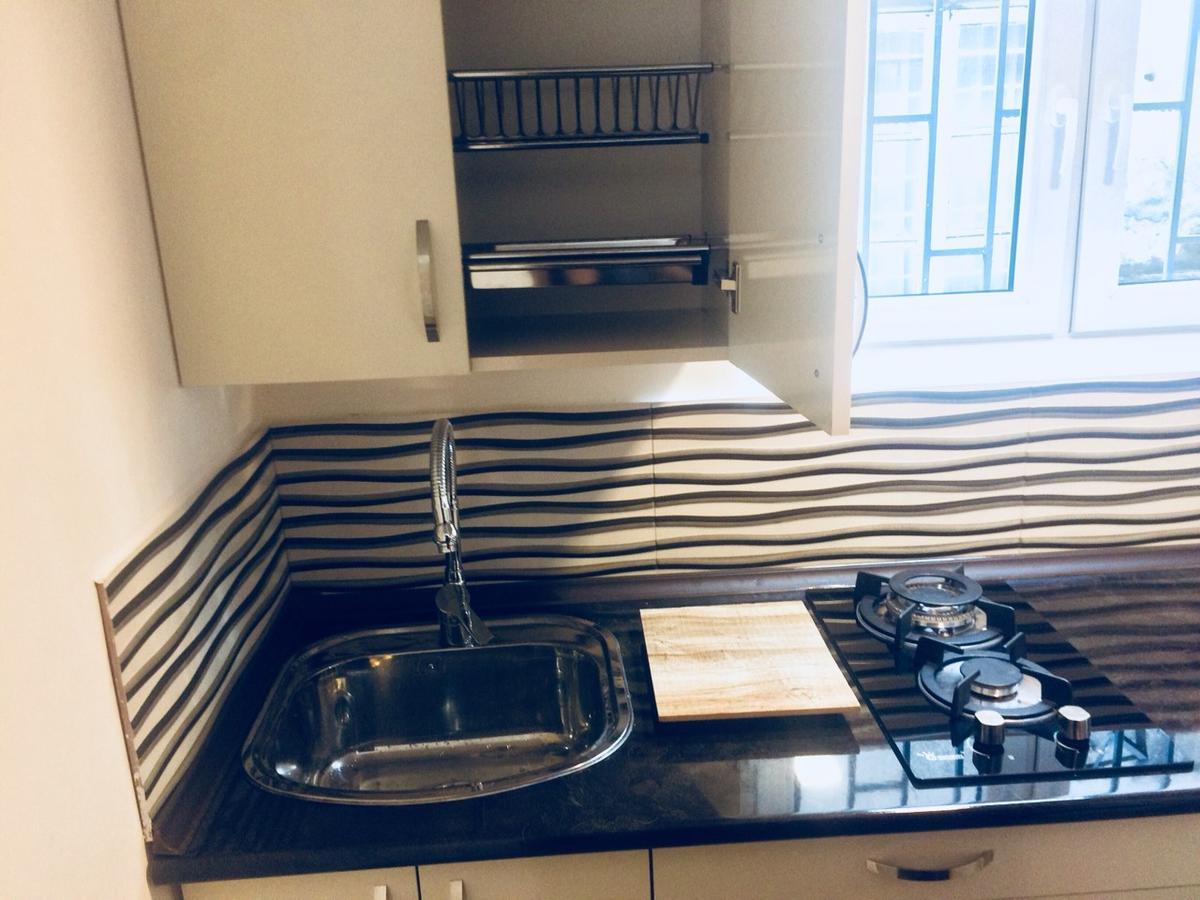 Apartment Gorgasali_57 バトゥーミ エクステリア 写真